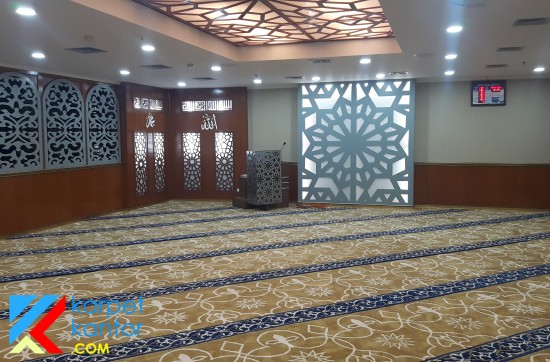 Masjid Kantor Fraksi PAN - Gedung DPR MPR | Karpetkantor.com